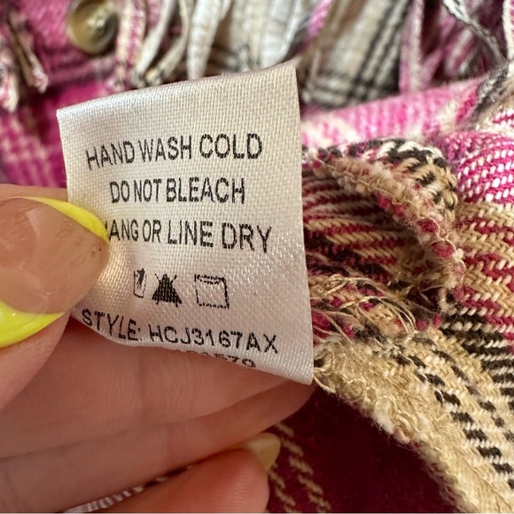 **NWT** Haptics Magenta Fringe Plaid Shacket - Picture 10 of 12